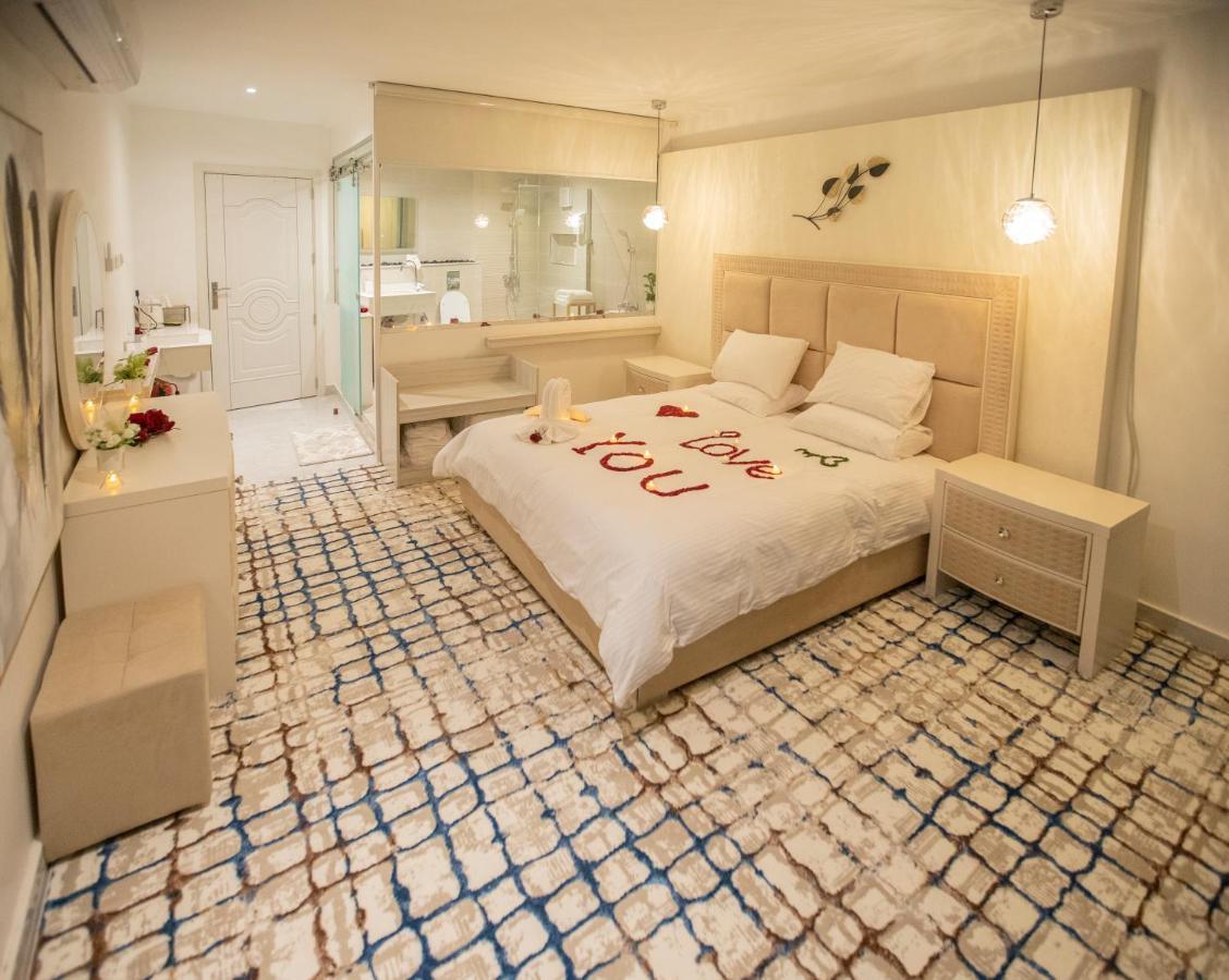 Ferienwohnung Rosa Bella Nizwa Exterior foto