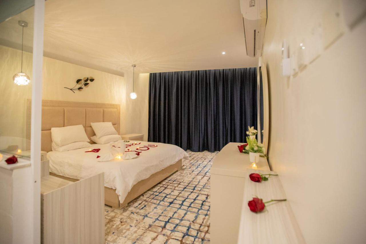 Ferienwohnung Rosa Bella Nizwa Exterior foto